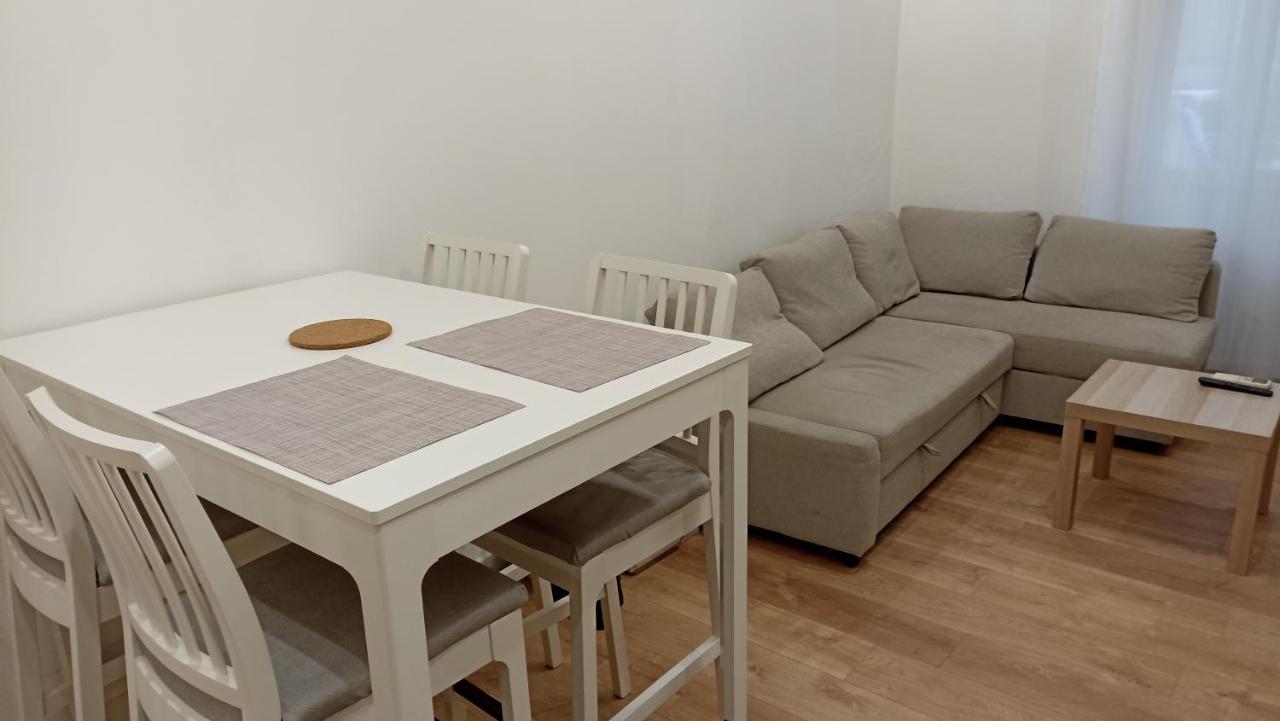Studio Neuf Climatise Avec Terrasse #4 Toulon Exterior photo